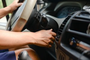 カーエアコンのスイッチについて徹底解説