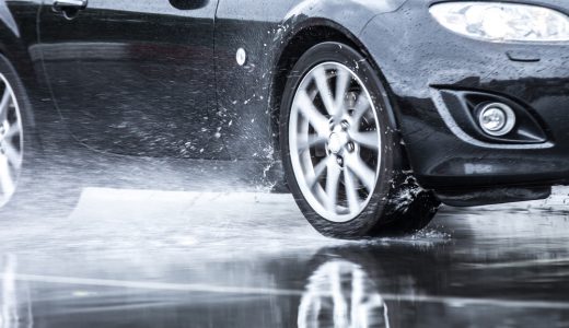 車内の雨対策！梅雨の時期に起こる問題とその対処法を解説