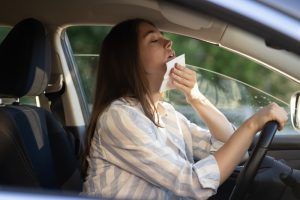 カーエアコンの故障診断方法とは？冷えない時の対処法もチェック